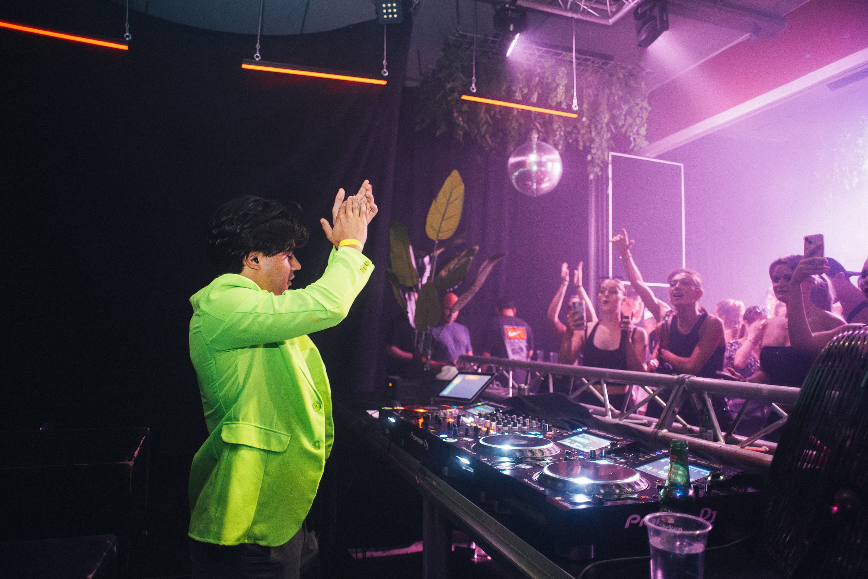 Ryser playing live